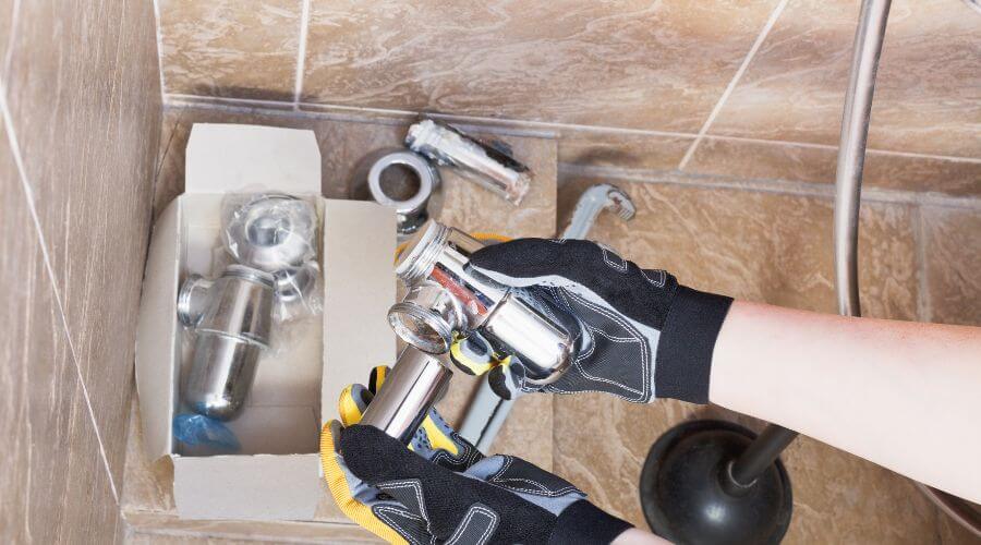 Expert Emergency Roof Repairs services in Farmersville, IL